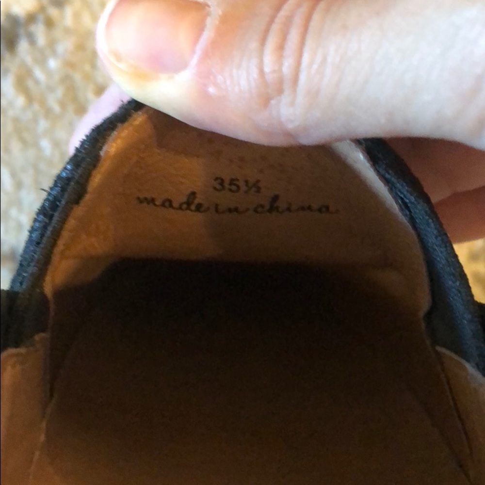 New  Joie kidmore python black sneakers - Picture 3 of 3
